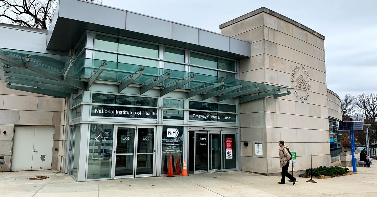 Doutor por trás da pesquisa de Parkinson premiada entre cientistas expurgados do NIH