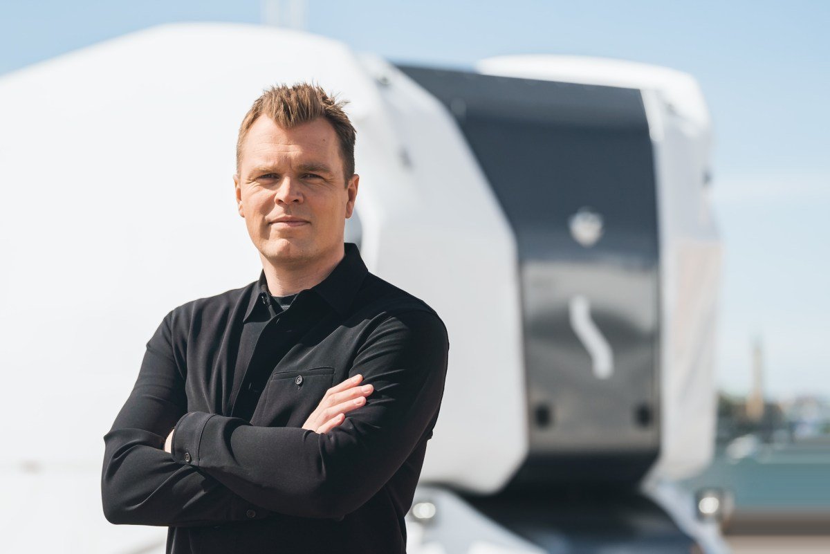 O fundador da Einride desce quando o CEO em meio a push to escalar caminhões elétricos e autônomos