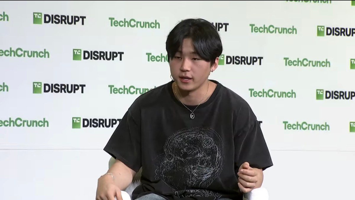 Roy Lee, do Cluely, sobre a estratégia de raiva para marketing de startups