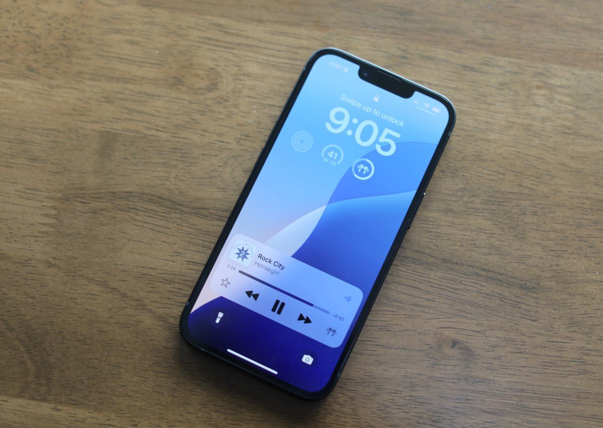 Apple supostamente planeja recursos ambiciosos para iPhone alimentados por satélite