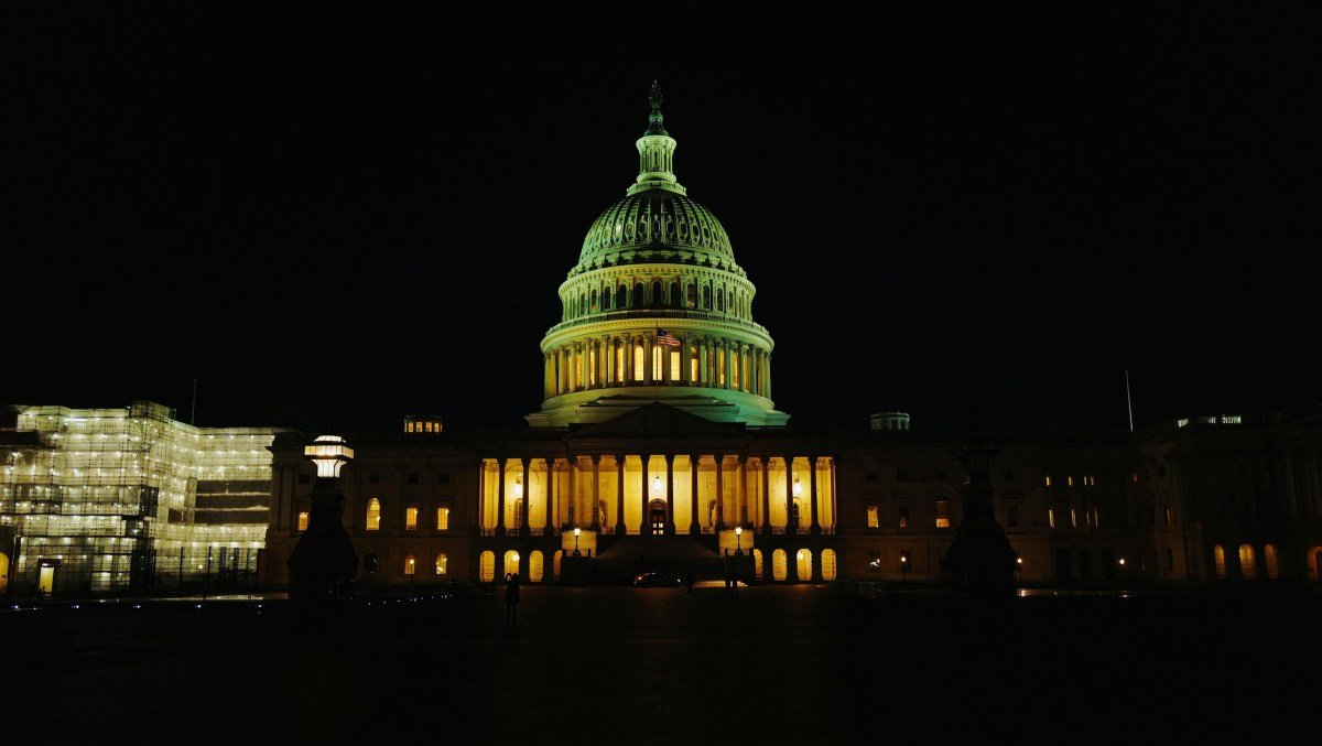 A night view of the U.S. Congress building in Washington D.C.