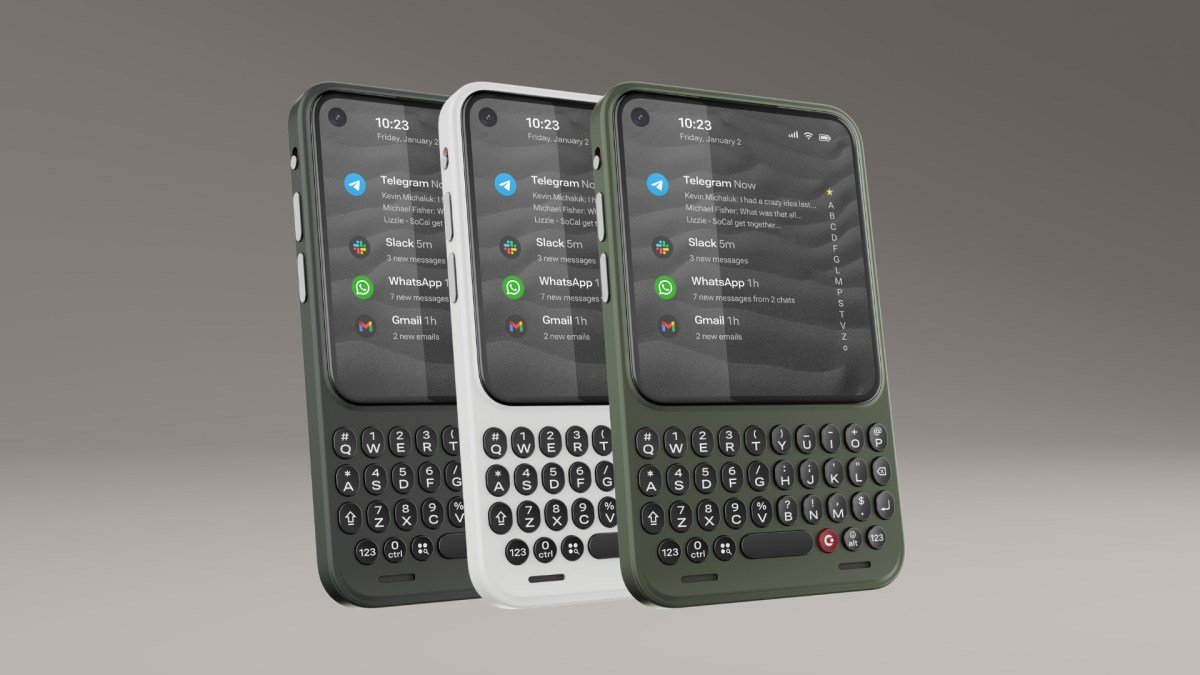 Clicks lança sua própria versão do smartphone BlackBerry, além de um teclado móvel snap-on de US$ 79