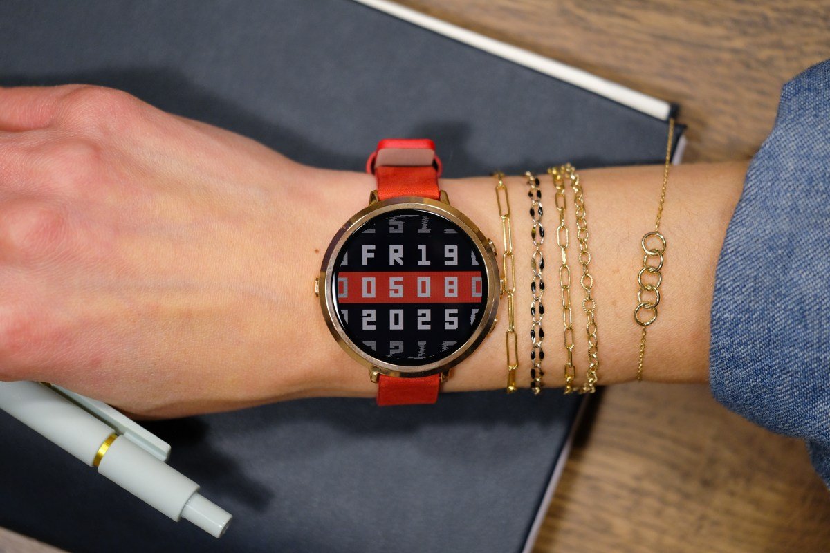 Pebble reinicia seu smartwatch mais fino com o Pebble Round 2
