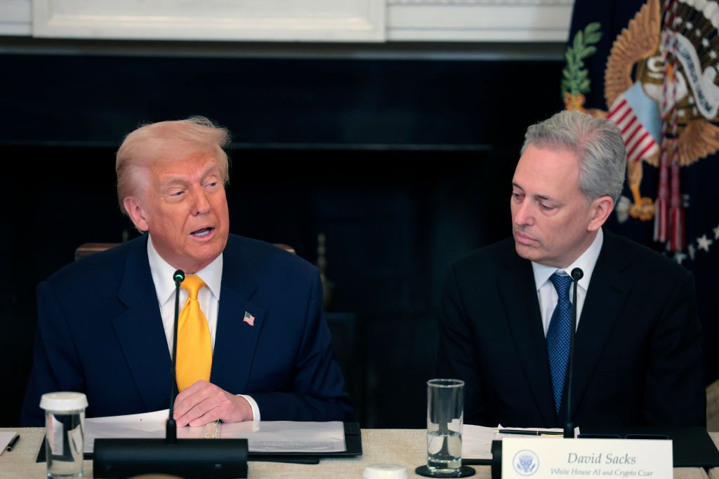 A estrutura de IA de Trump visa as leis estaduais e transfere a carga de segurança infantil para os pais