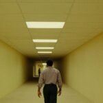 'Backrooms' leva você mais fundo no mito de terror mais estranho da Internet