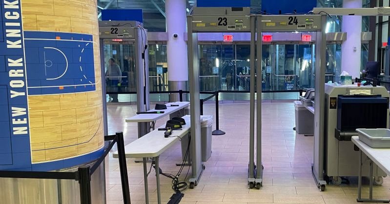 Madison Square Garden proíbe advogado que representa policial de Nova York ferido em uma luta de boxe