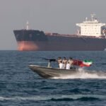 O Irã está usando pequenos barcos 'mosquitos' para fechar o Estreito de Ormuz