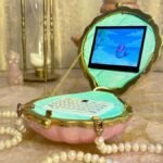 shell purse with keyboard and screen