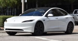 Uma queda fatal da Tesla no Texas configura um confronto legal