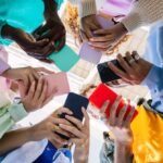 O Reino Unido está planejando um toque de recolher nas redes sociais para jovens de 16 e 17 anos