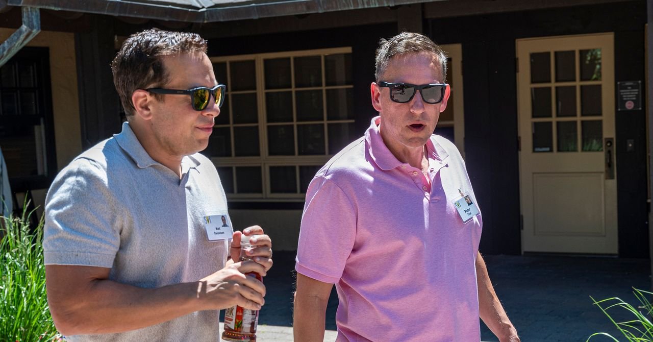 O marido de Peter Thiel processou uma comissária de bordo que afirma tê-la agredido em um jato particular